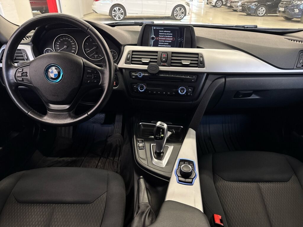 BMW 316 2012 Valkoinen