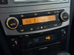Toyota Avensis 2012 Harmaa