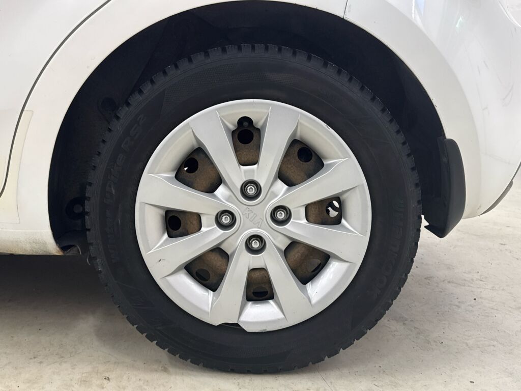 Kia Rio 2012 Valkoinen