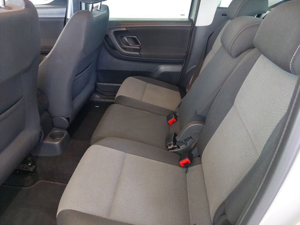 Skoda Roomster 2012 Ruskea (beige)