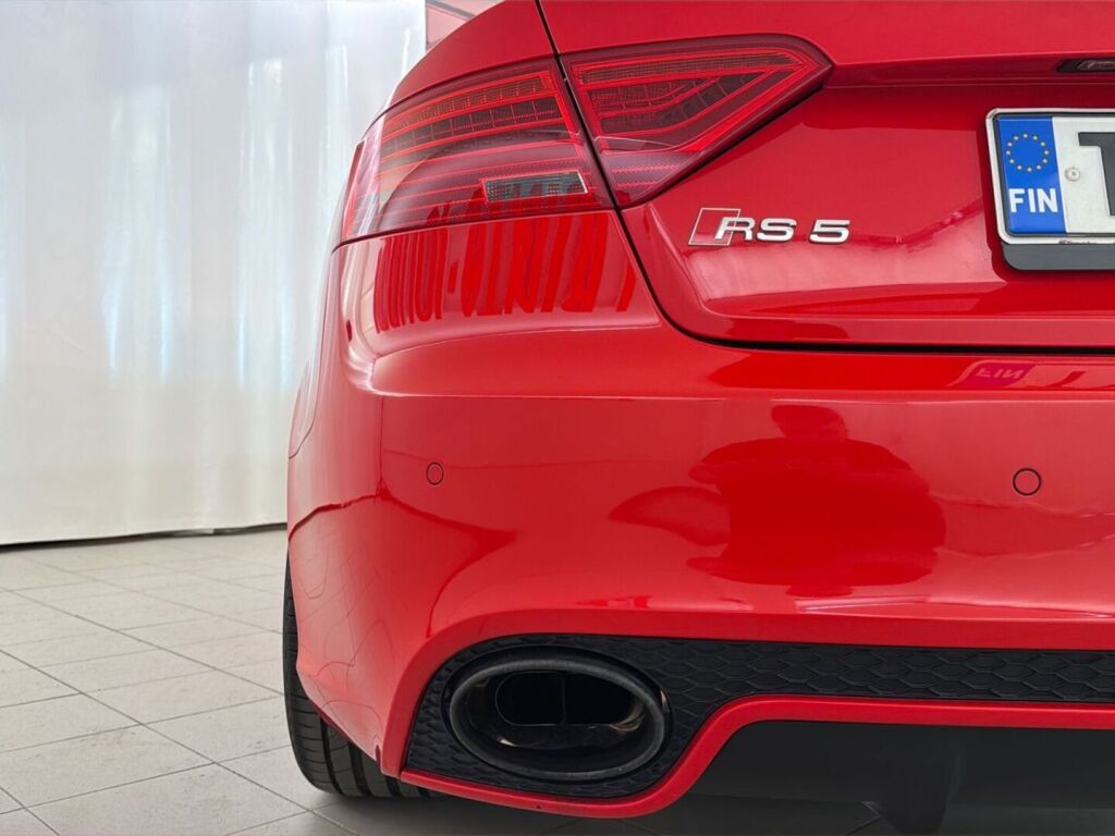 Audi RS 5 2012 Punainen