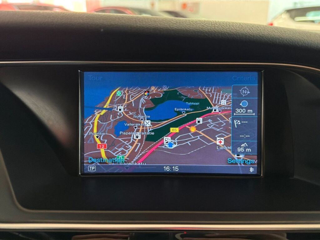 Audi RS 5 2012 Punainen