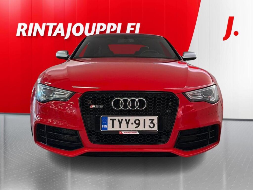 Audi RS 5 2012 Punainen