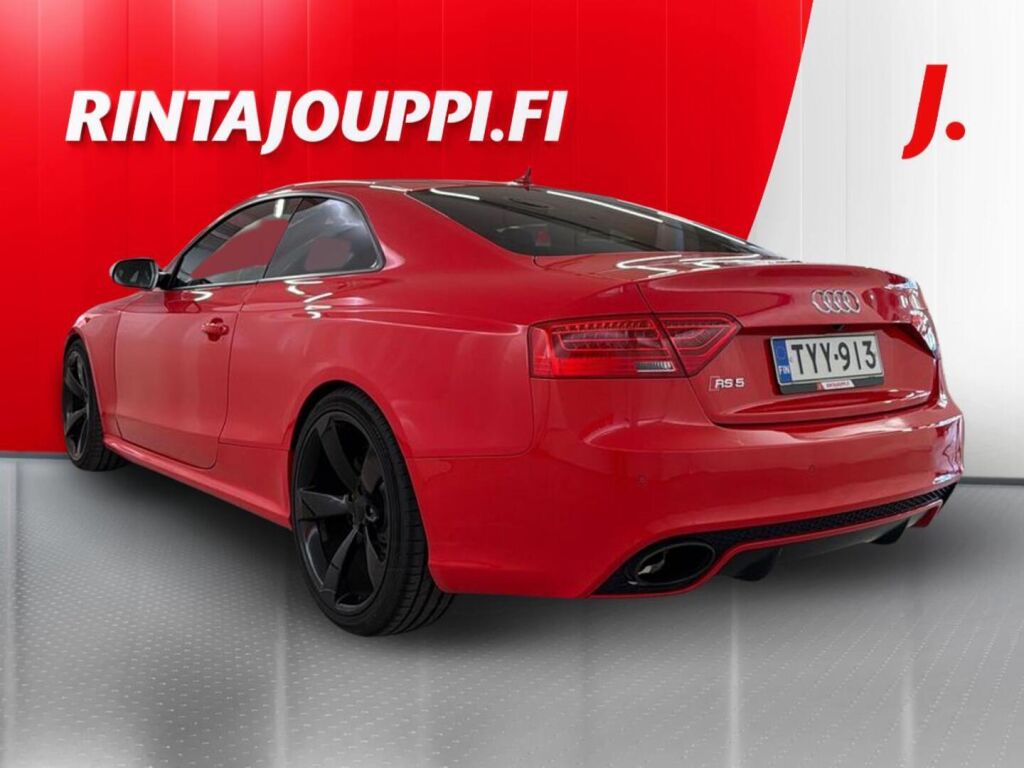 Audi RS 5 2012 Punainen
