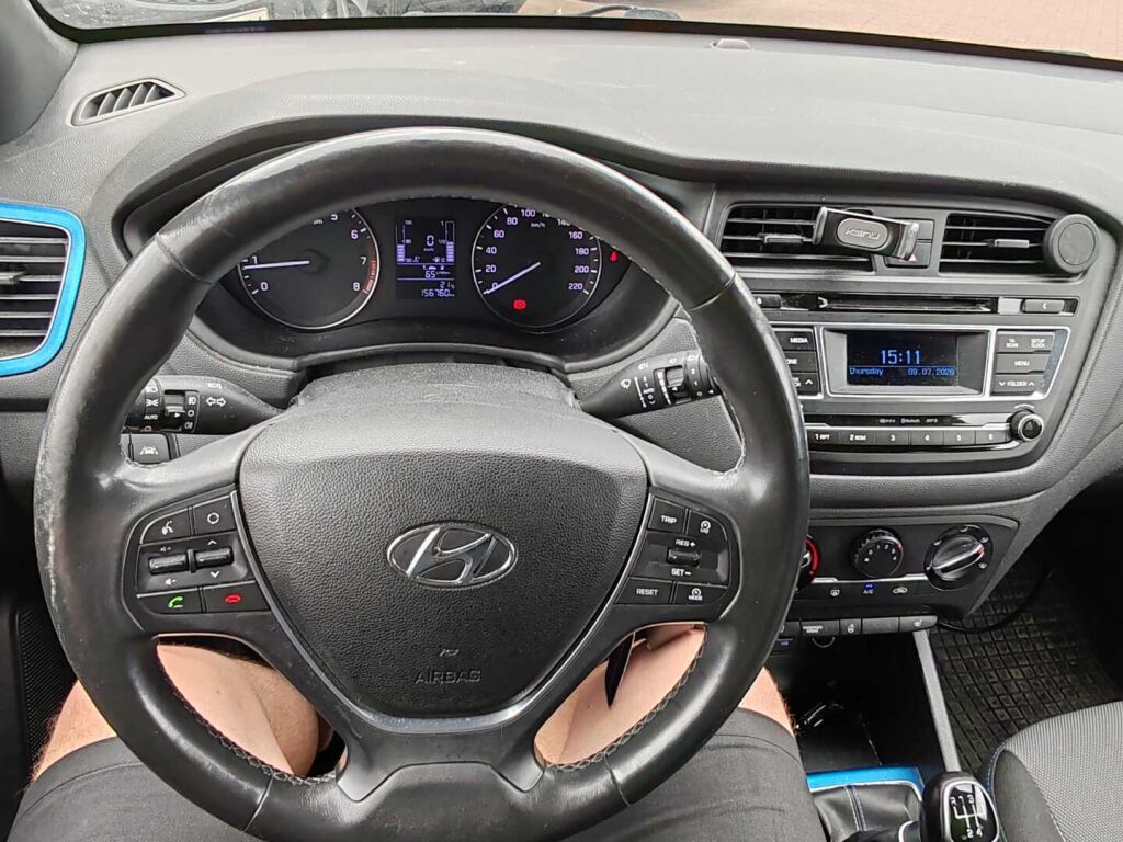 Hyundai i20 5d 2016 Punainen