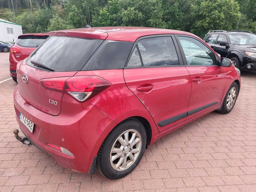 Hyundai i20 5d 2016 Punainen