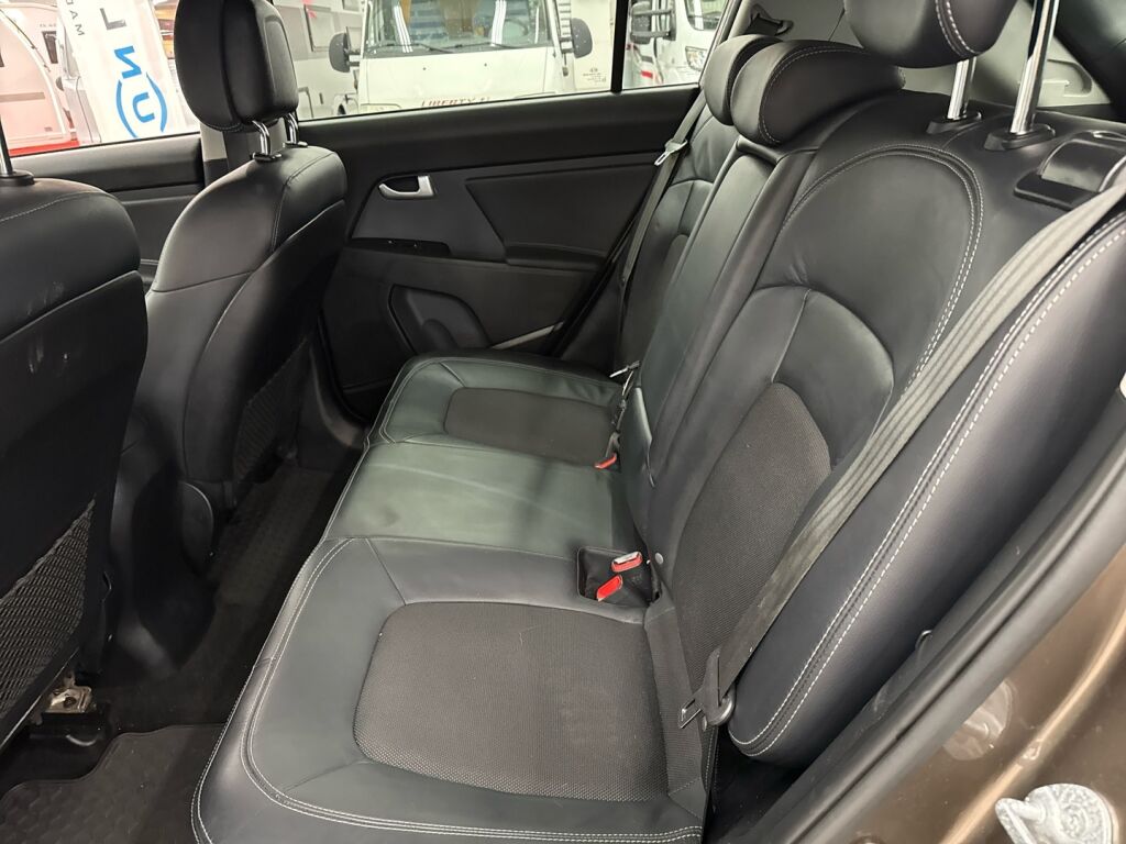 Kia Sportage 2013 Ruskea (beige)