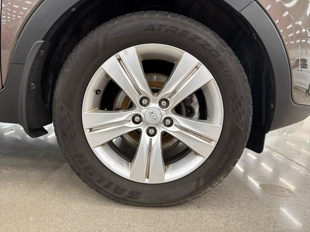 Kia Sportage 2013 Ruskea (beige)