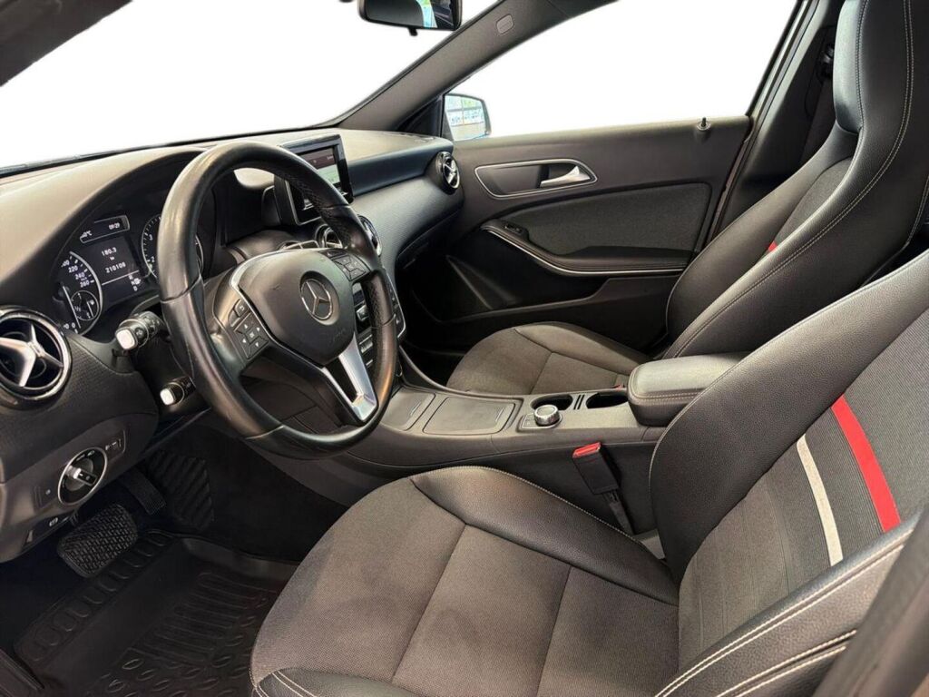 Mercedes-Benz A 2013 Harmaa
