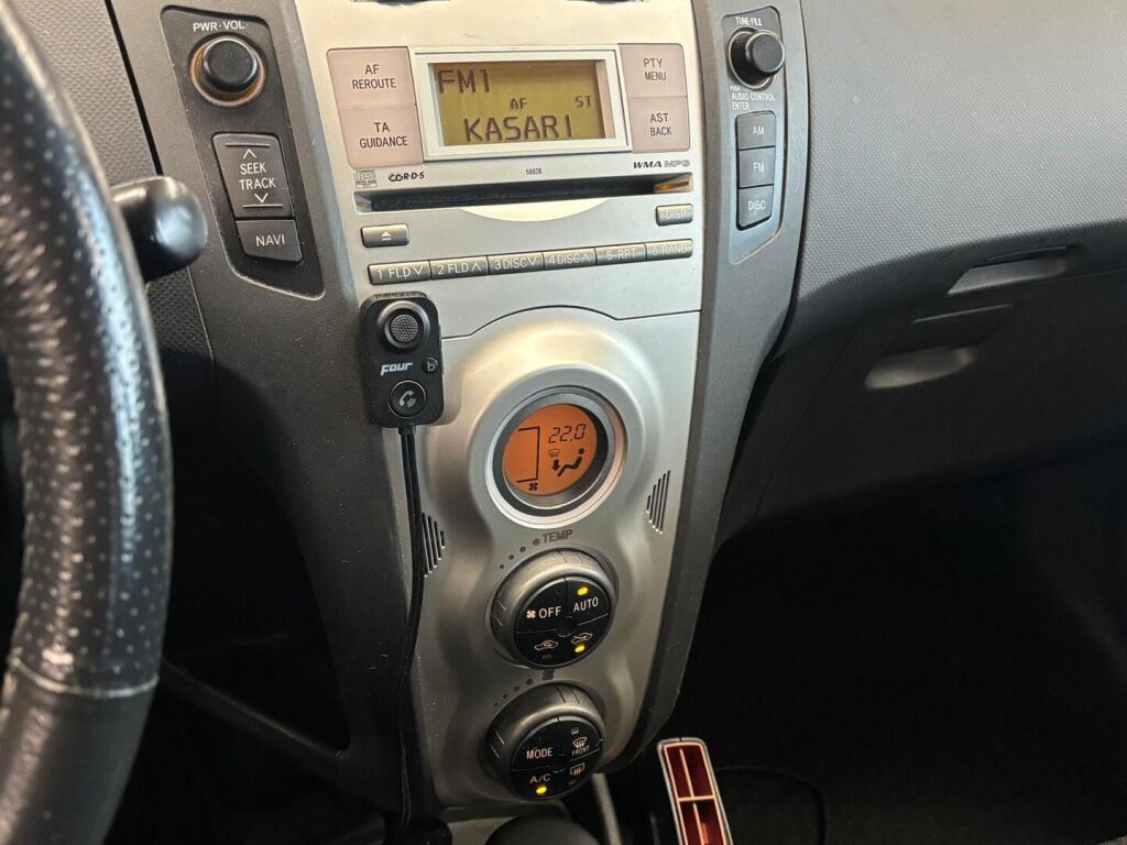Toyota Yaris 2007 Harmaa
