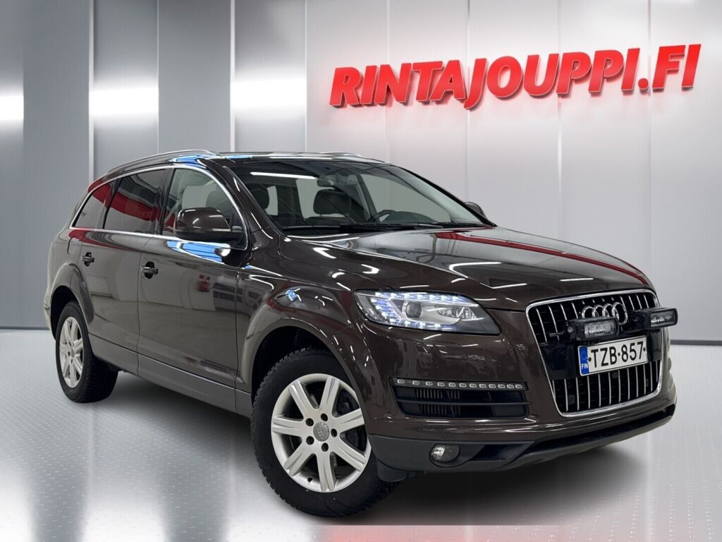 Audi Q7 2013 Ruskea (beige)