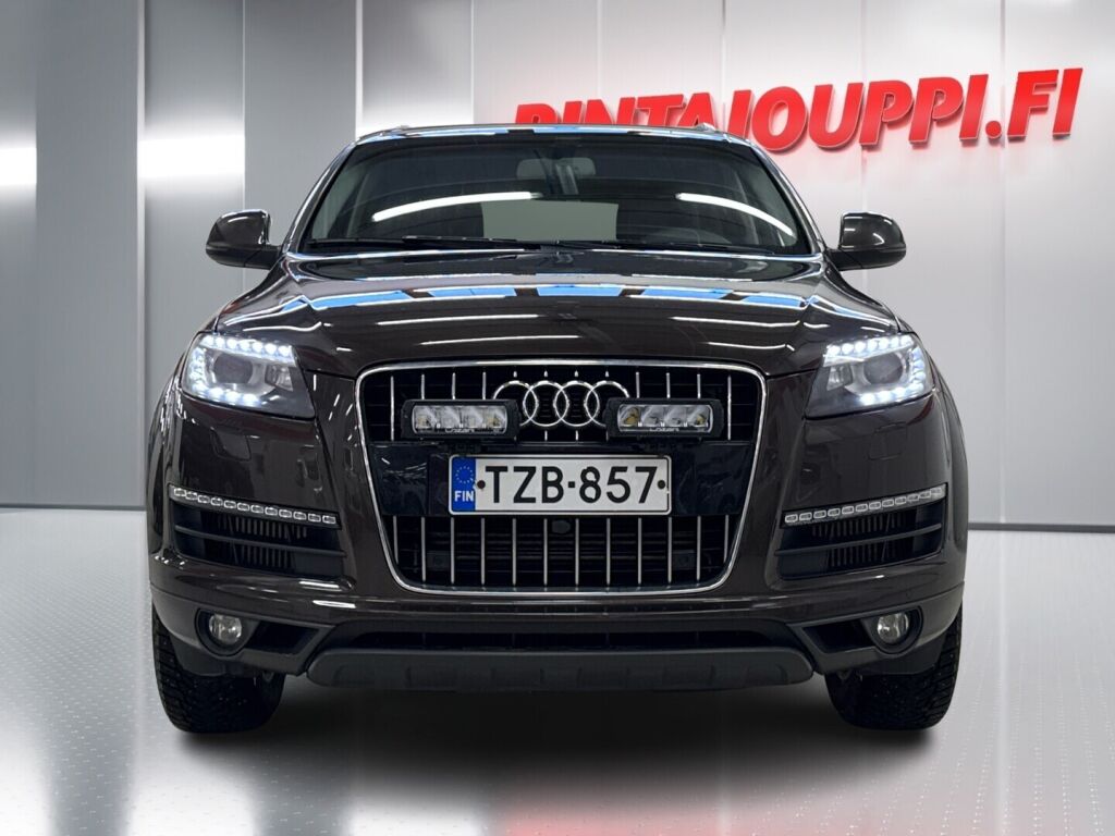 Audi Q7 2013 Ruskea (beige)