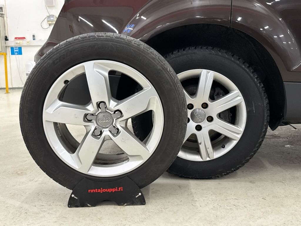 Audi Q7 2013 Ruskea (beige)