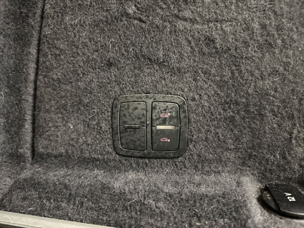 Audi Q7 2013 Ruskea (beige)