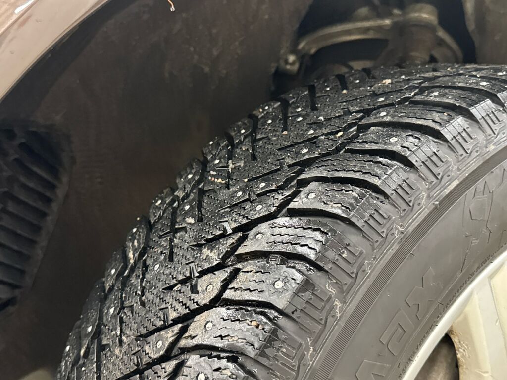 Audi Q7 2013 Ruskea (beige)