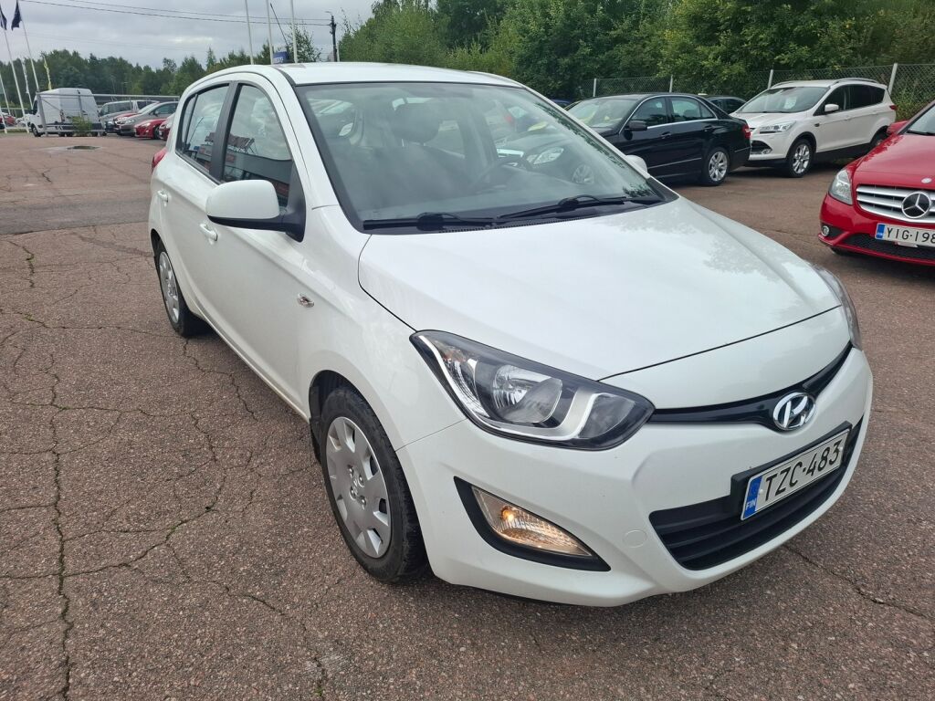 Hyundai i20 5d 2014 Valkoinen