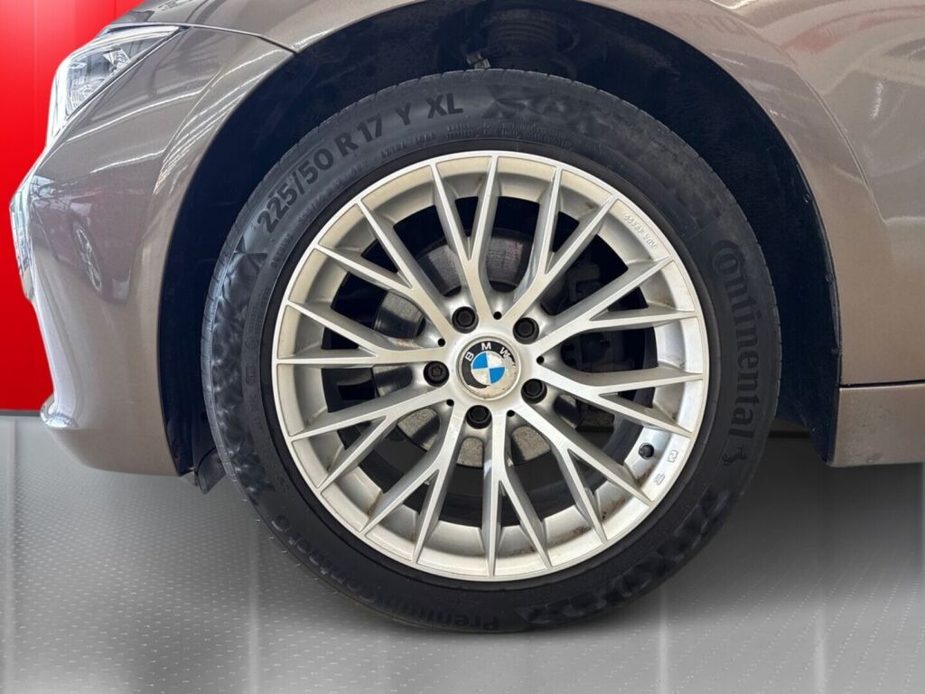 BMW 320 2013 Ruskea (beige)