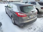 Ford Focus 2013 Ruskea (beige)