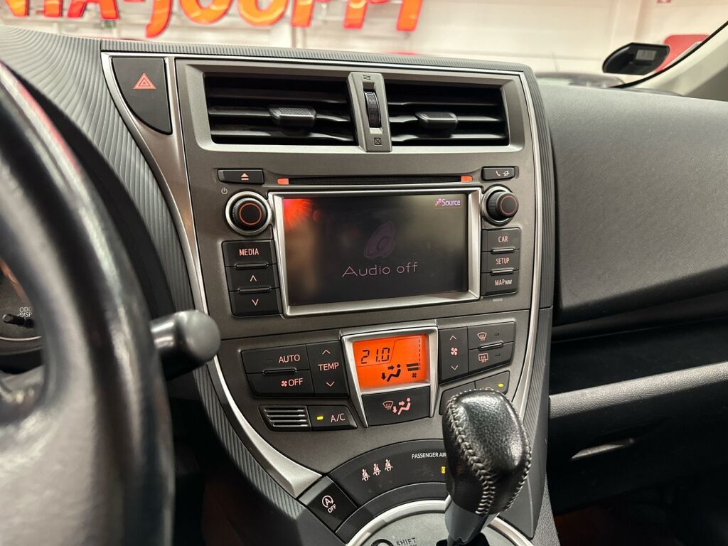 Toyota Verso-S 2014 Musta