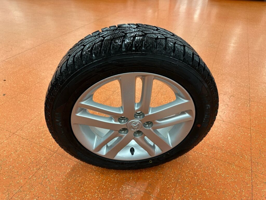 Toyota Verso-S 2014 Musta