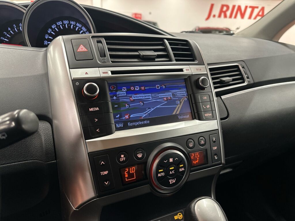 Toyota Verso 2014 Valkoinen