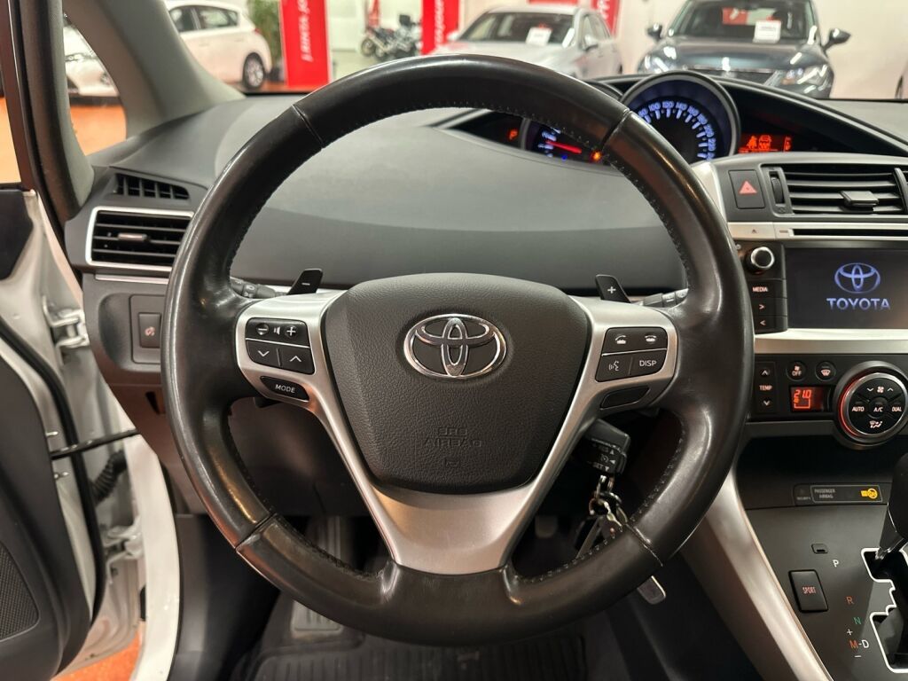 Toyota Verso 2014 Valkoinen