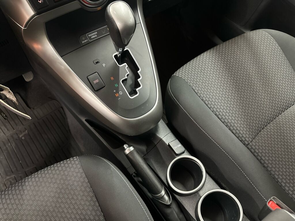 Toyota Verso 2014 Valkoinen