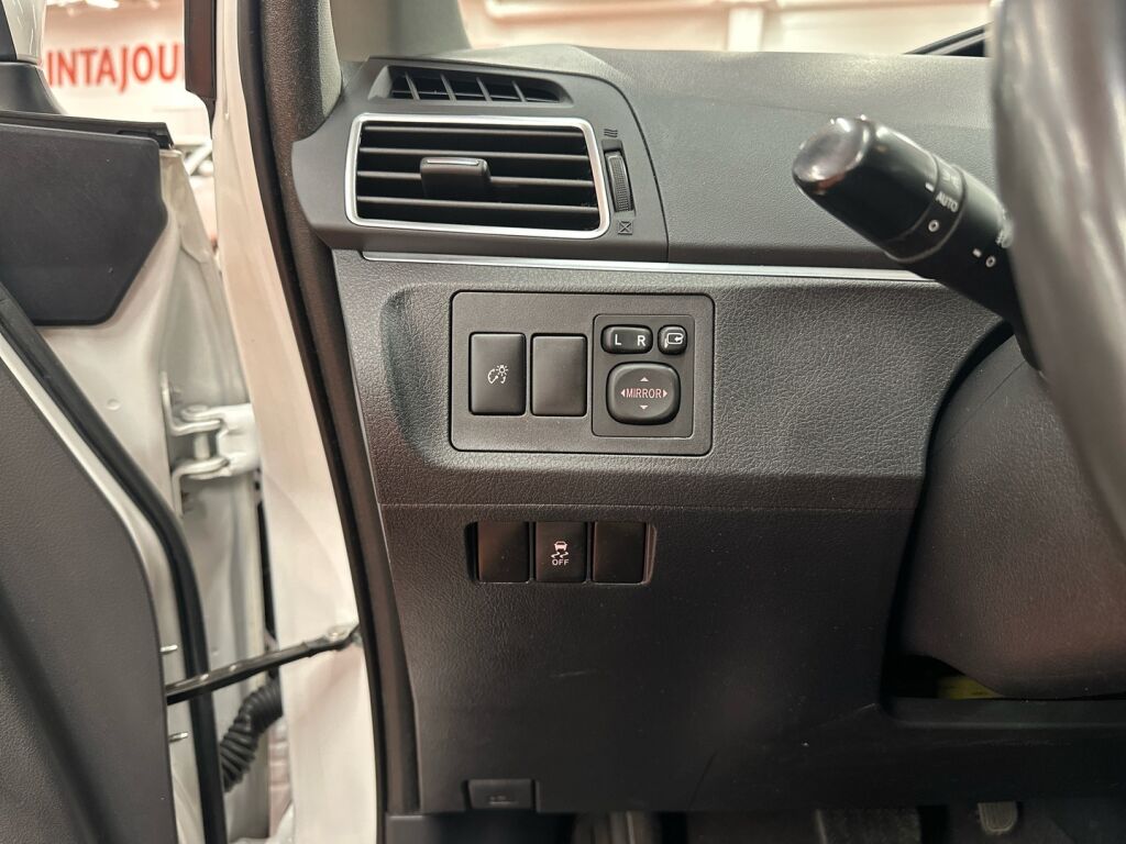 Toyota Verso 2014 Valkoinen