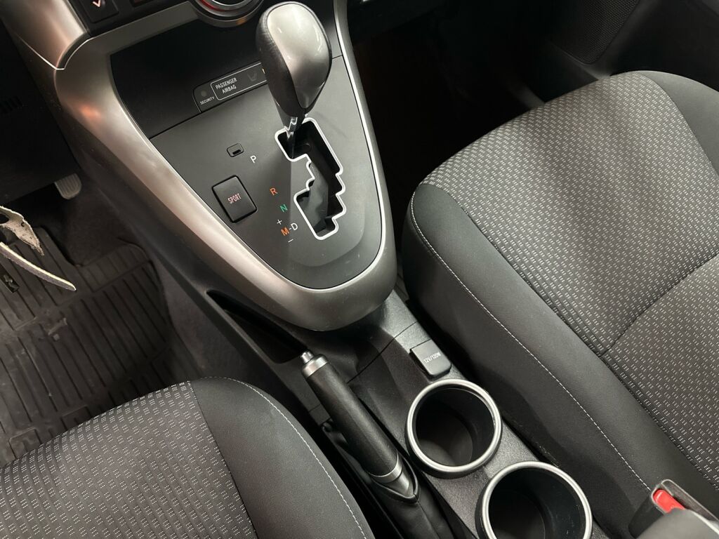 Toyota Verso 2014 Valkoinen