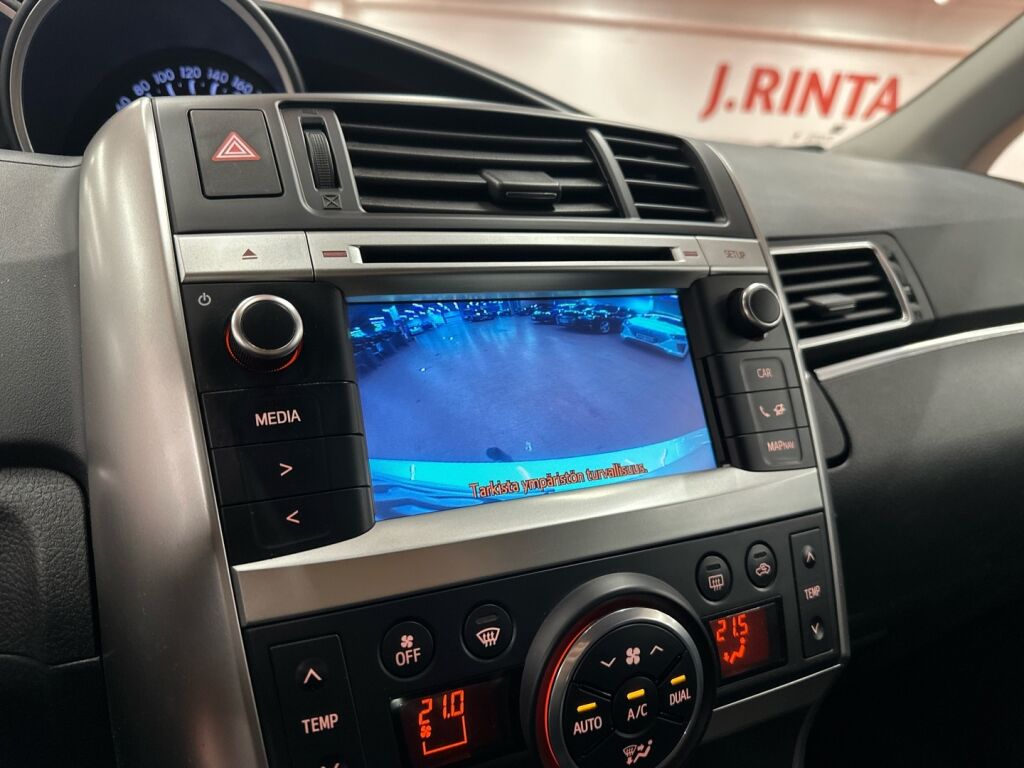 Toyota Verso 2014 Valkoinen