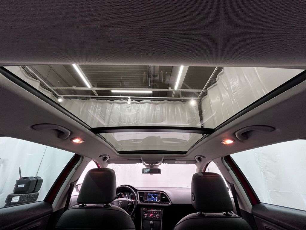 Seat Leon ST 2014 Punainen