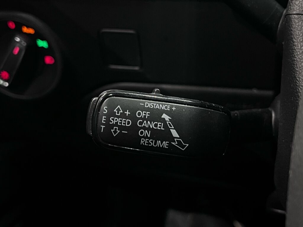 Seat Leon ST 2014 Punainen