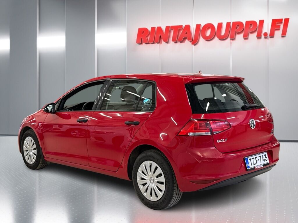 Volkswagen Golf 2013 Punainen