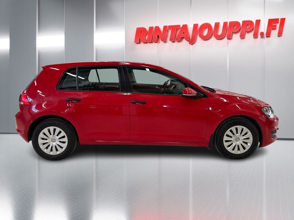 Volkswagen Golf 2013 Punainen