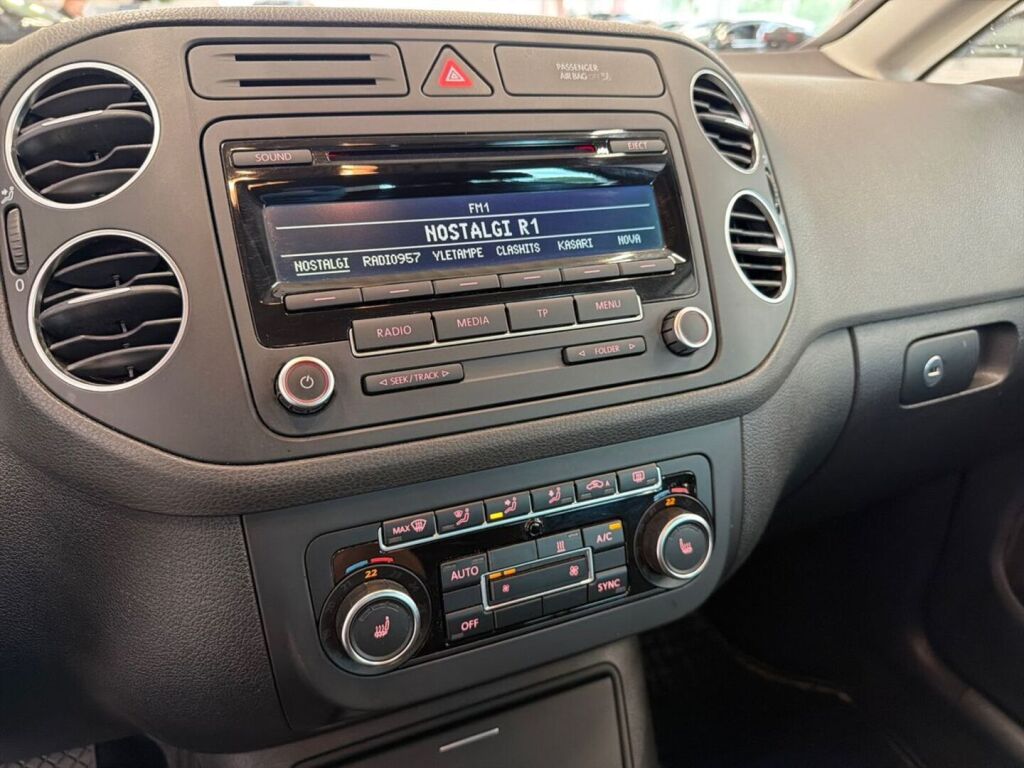 Volkswagen Golf Plus 2014 Ruskea (beige)