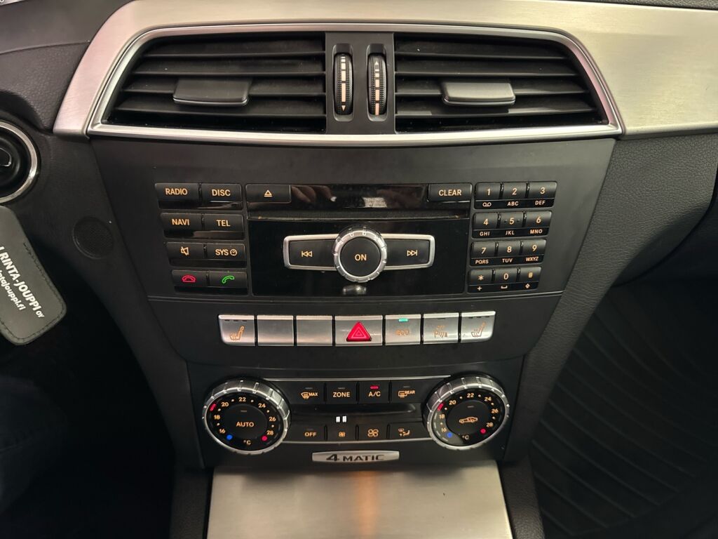 Mercedes-Benz C 2014 Harmaa