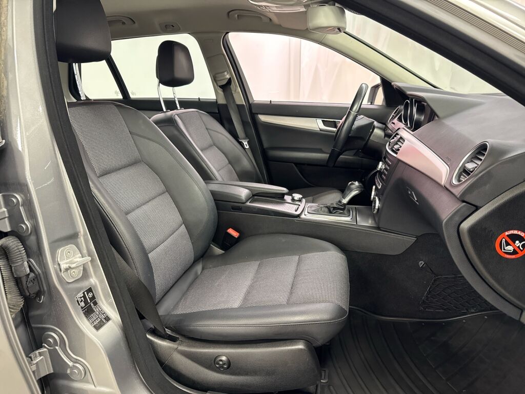 Mercedes-Benz C 2014 Harmaa