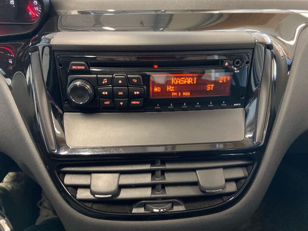Peugeot 208 2014 Sininen