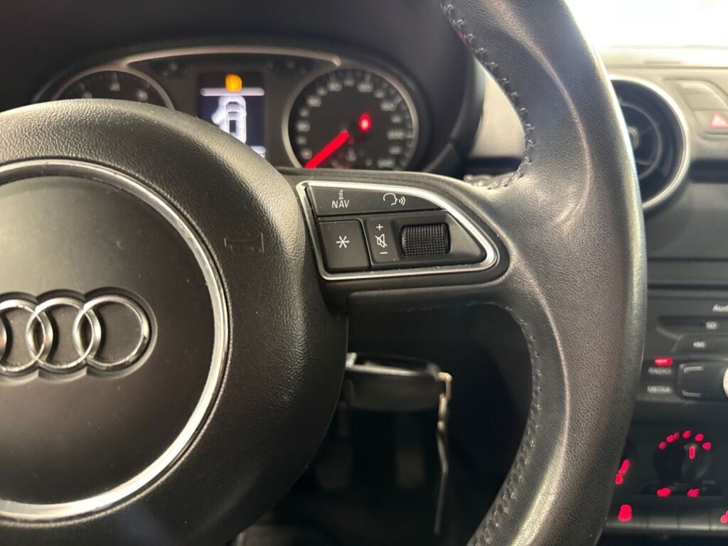 Audi A1 2014 Musta
