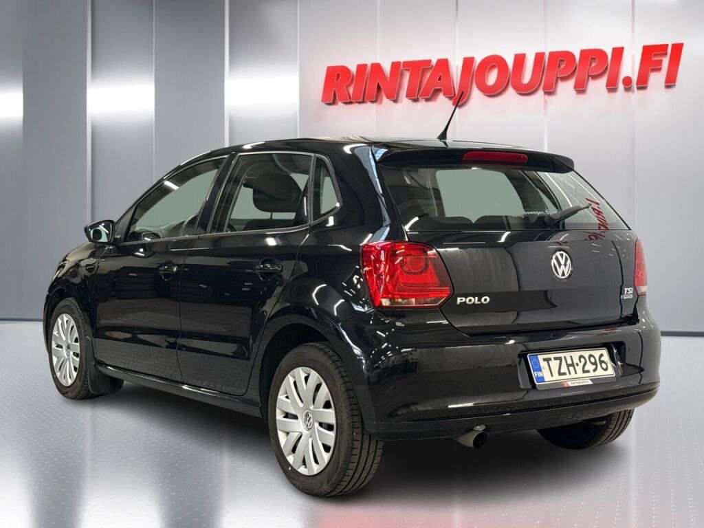 Volkswagen Polo 2014 Musta