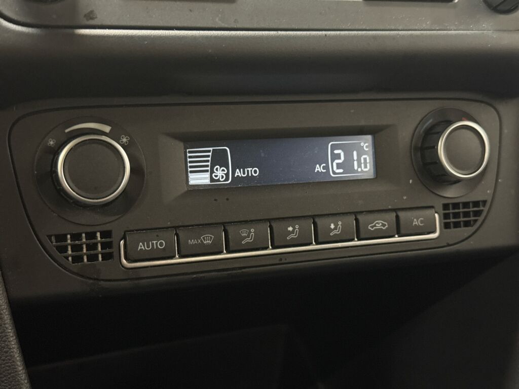 Volkswagen Polo 2014 Musta