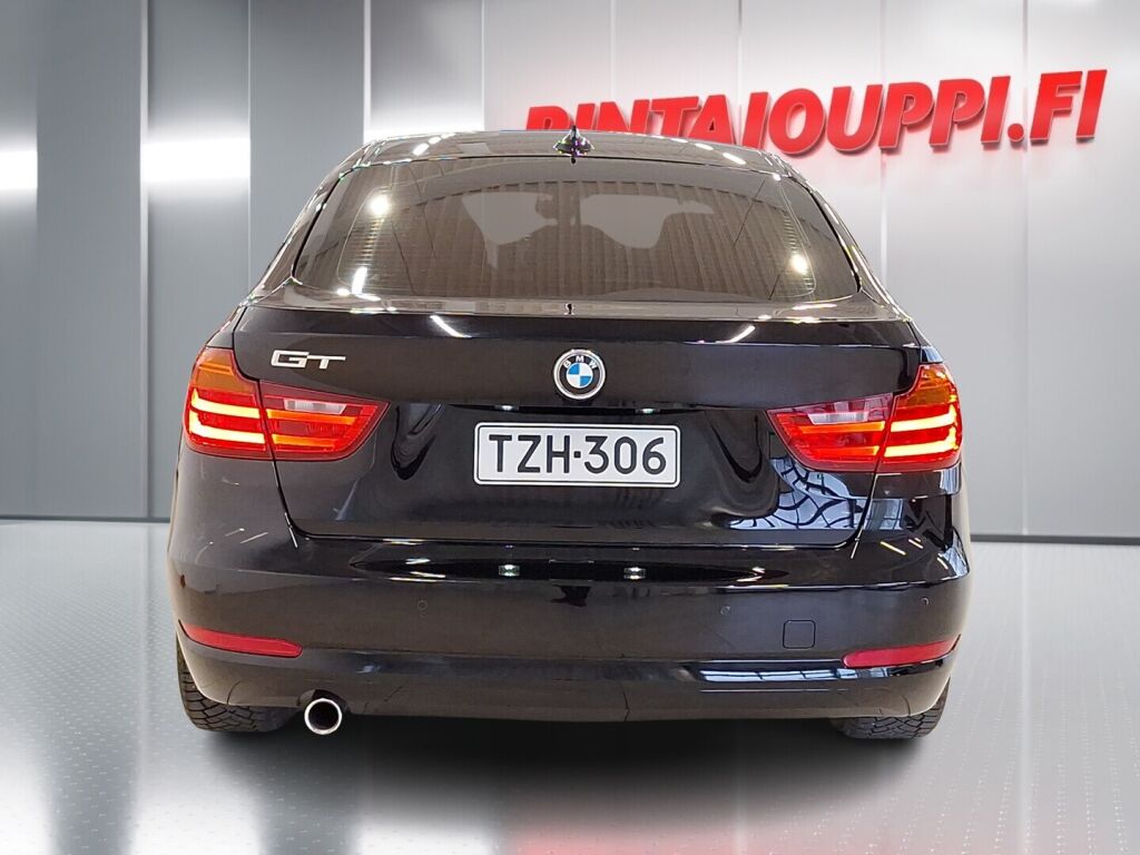 BMW 318 Gran Turismo 2014 Musta