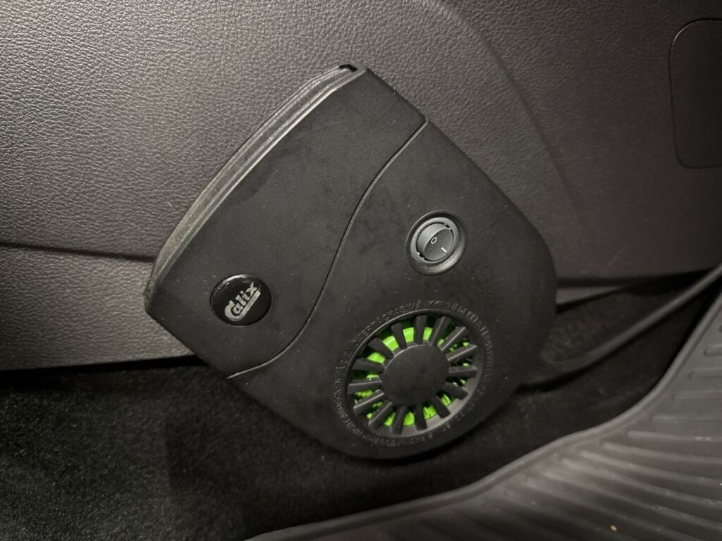 Ford Focus 2014 Punainen