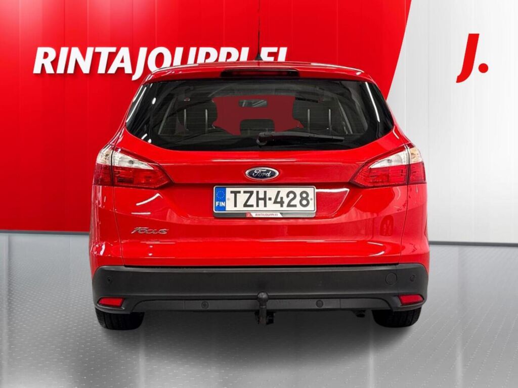 Ford Focus 2014 Punainen