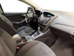 Ford Focus 2014 Punainen