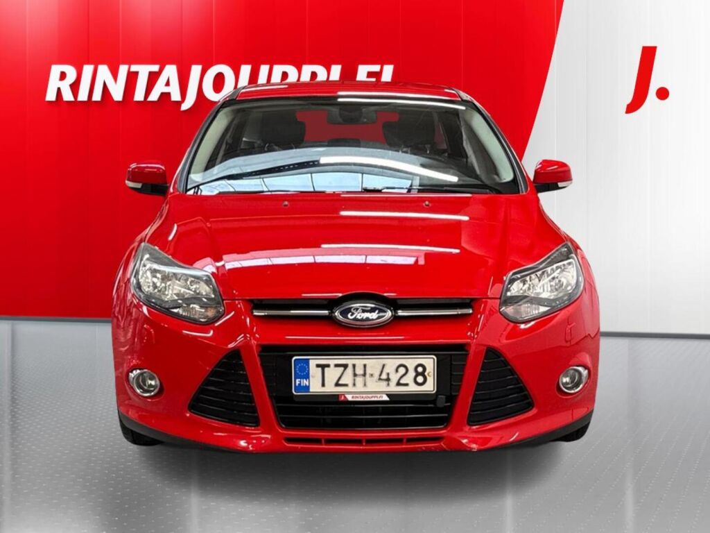 Ford Focus 2014 Punainen