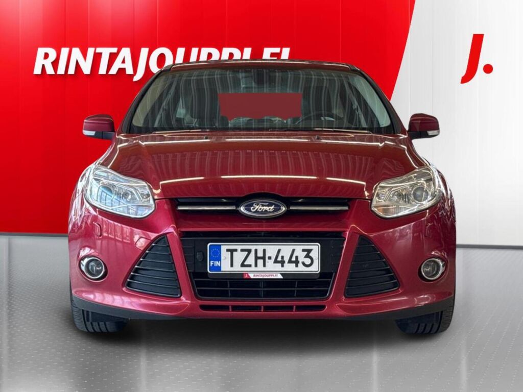 Ford Focus 2014 Metallinhohto Punainen (Red Candy)