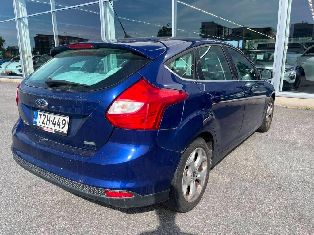 Ford Focus 2014 Sininen