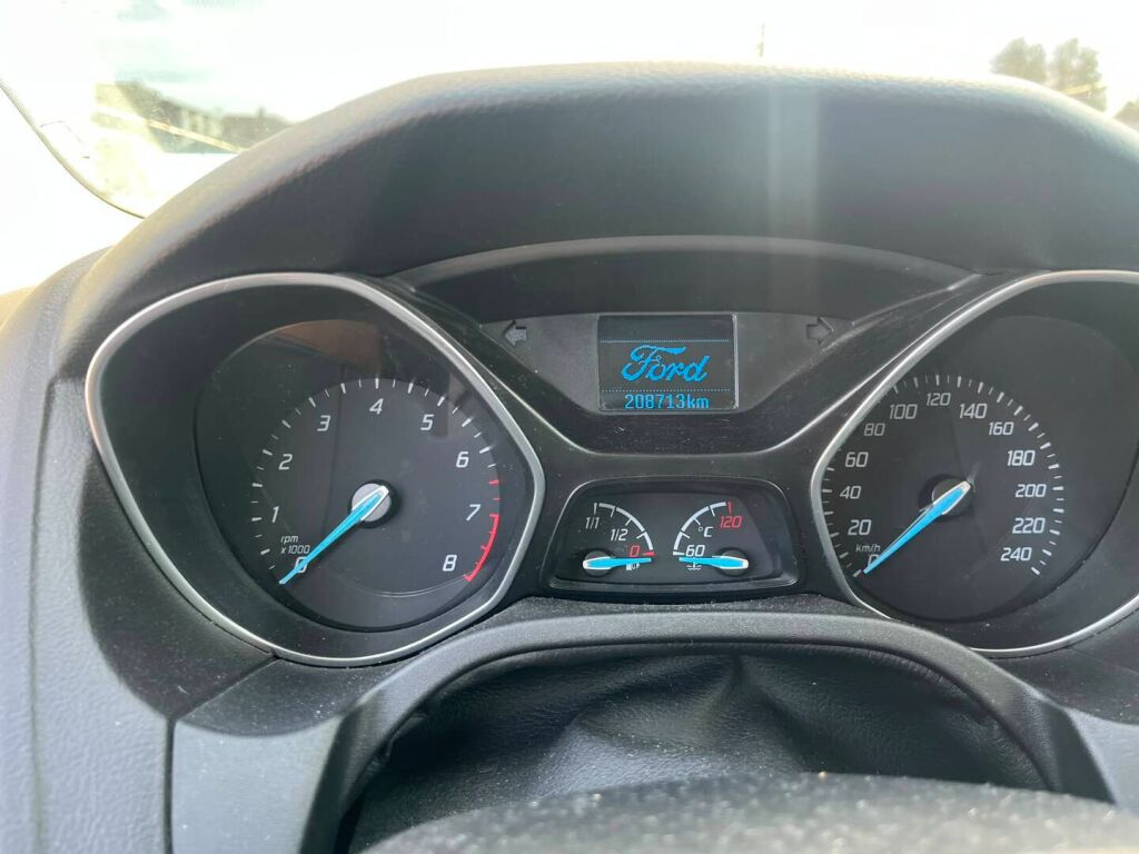 Ford Focus 2014 Sininen
