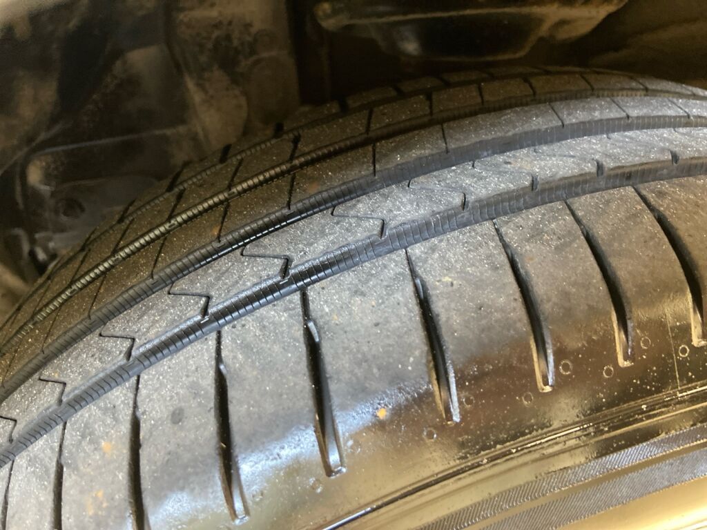 Subaru Forester 2014 Musta